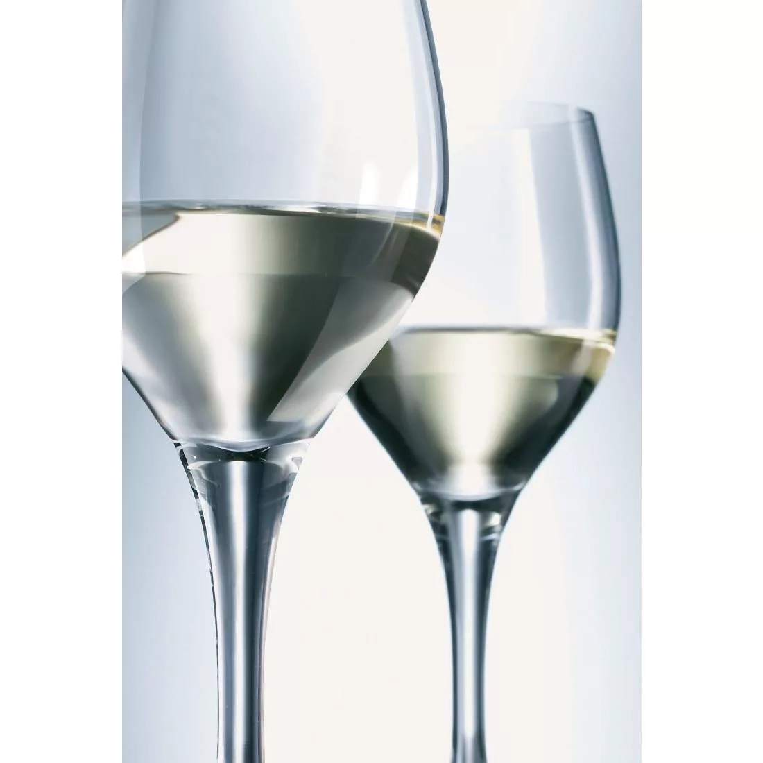 Schott Zwiesel Mondial Wine Crystal Goblets 445ml (Pack of 6) - Image 3