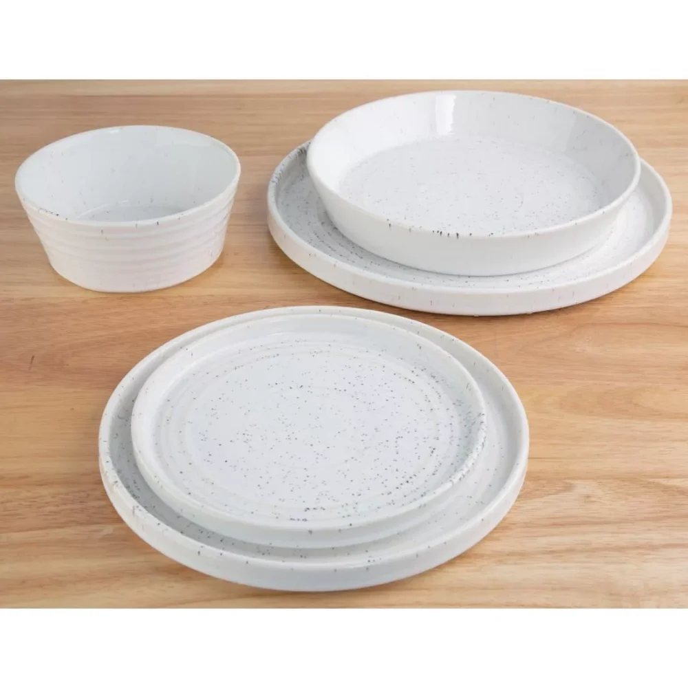 Olympia Cavolo Flat Round Plates White Speckle 220mm (Pack of 6) - Image 3